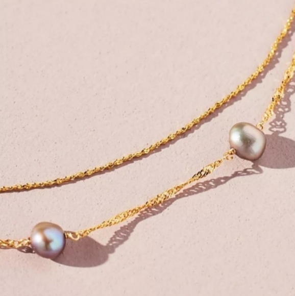 Anthropologie Mauve Grey Pearl Station Layered Necklace - Picture 3 of 4